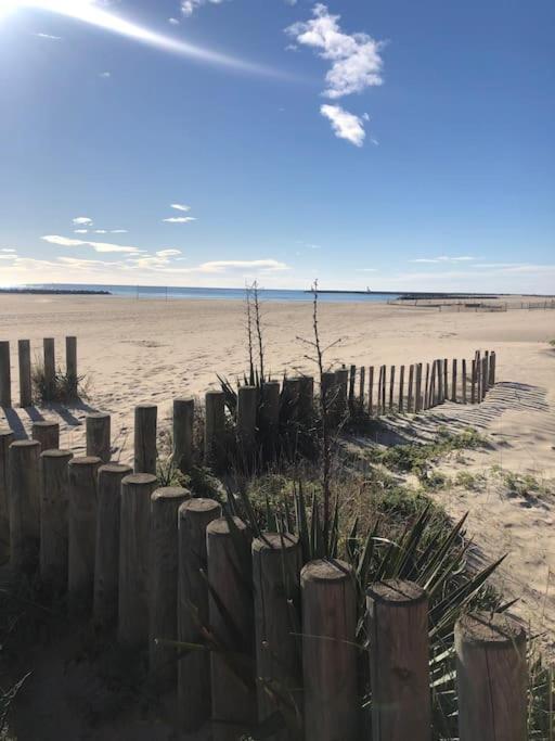 Carnon Plage : Bel Appartement Bien Citue Mauguio Extérieur photo